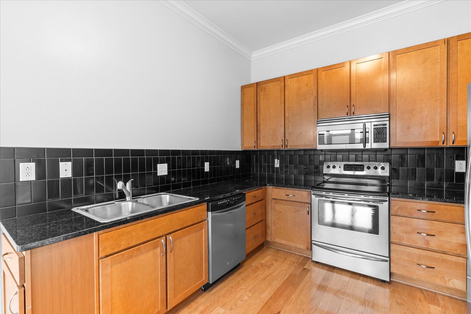 129 Walnut Street Unit 127