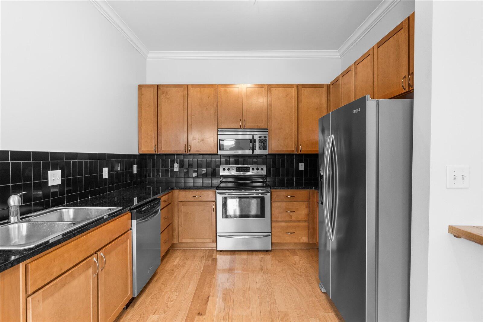 129 Walnut Street Unit 127