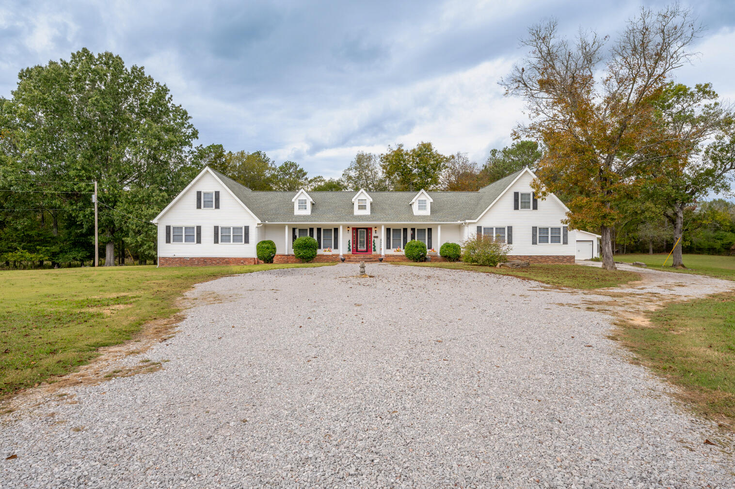 342 Powder Horn Lane, Ringgold, Georgia image 1