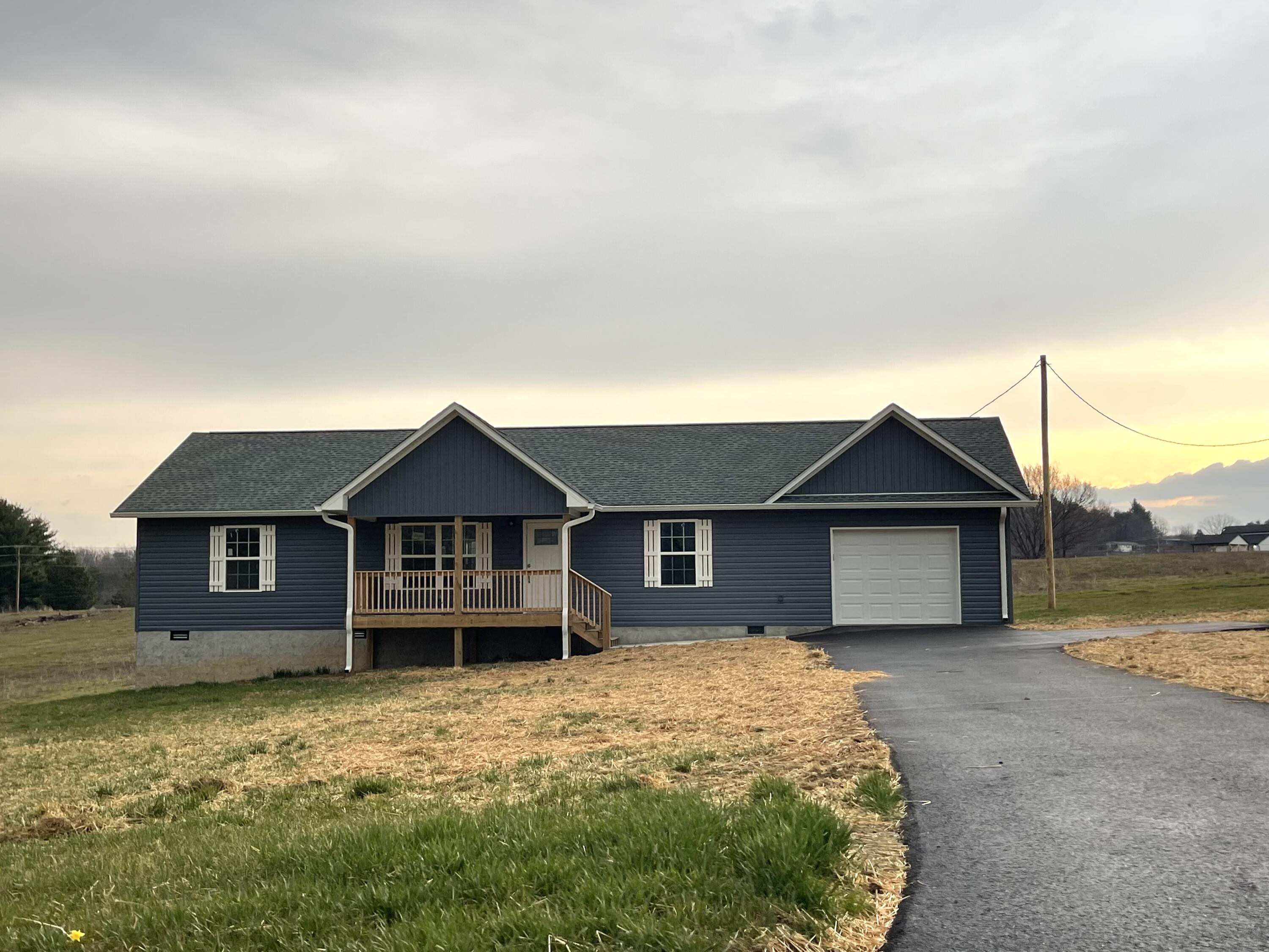 67 Sievers Road, Pikeville, Tennessee image 1