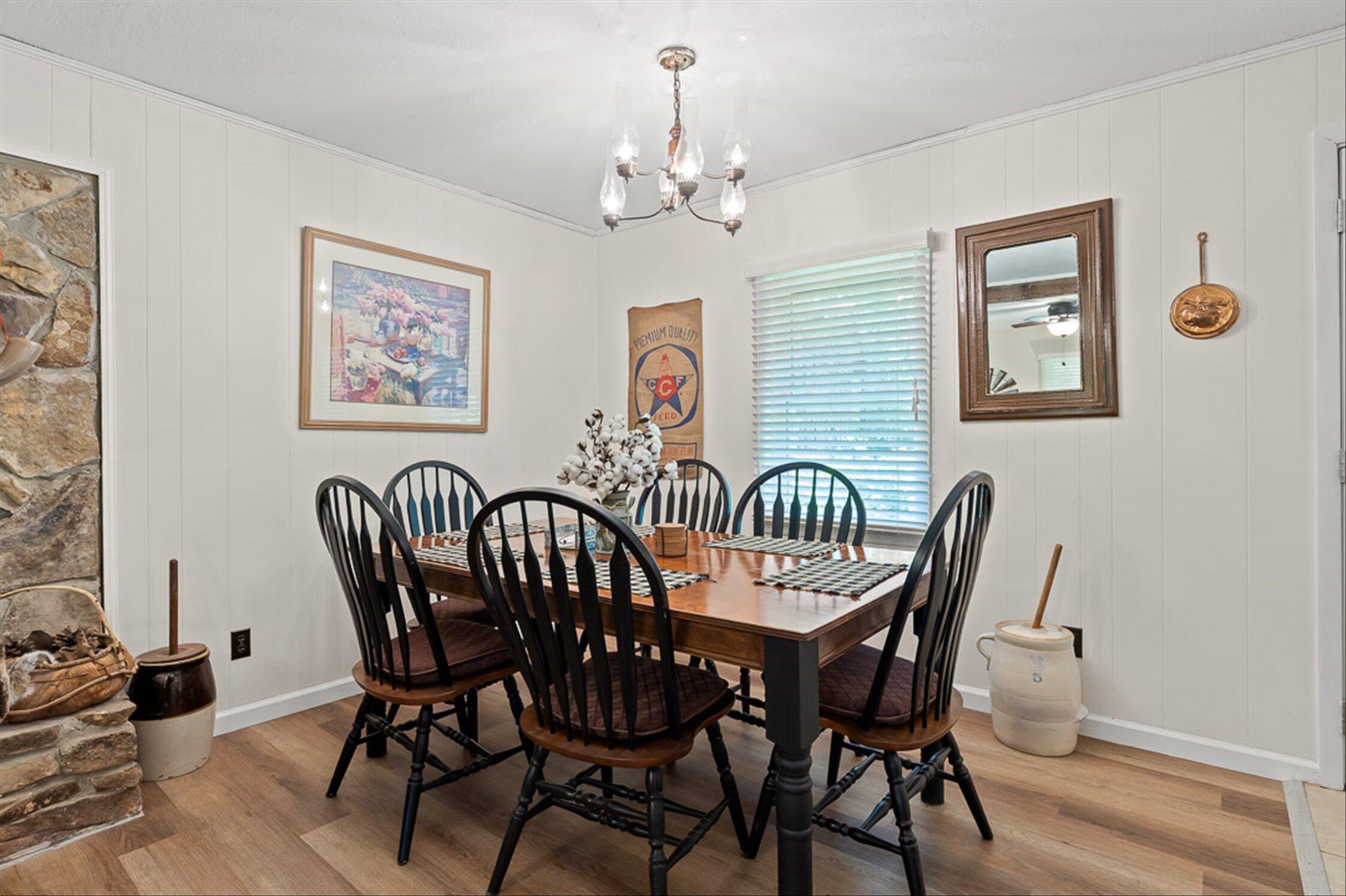 1052 County Road 332