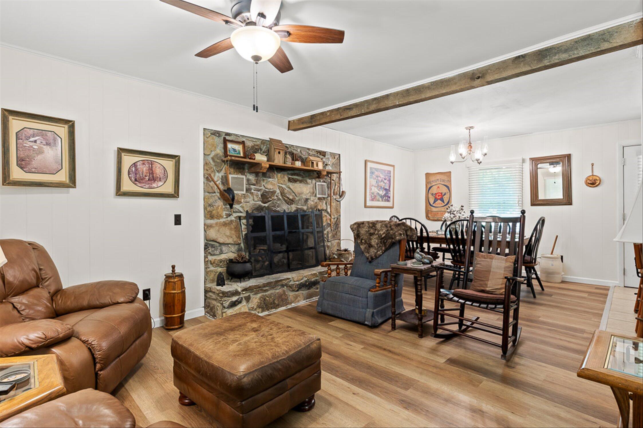 1052 County Road 332