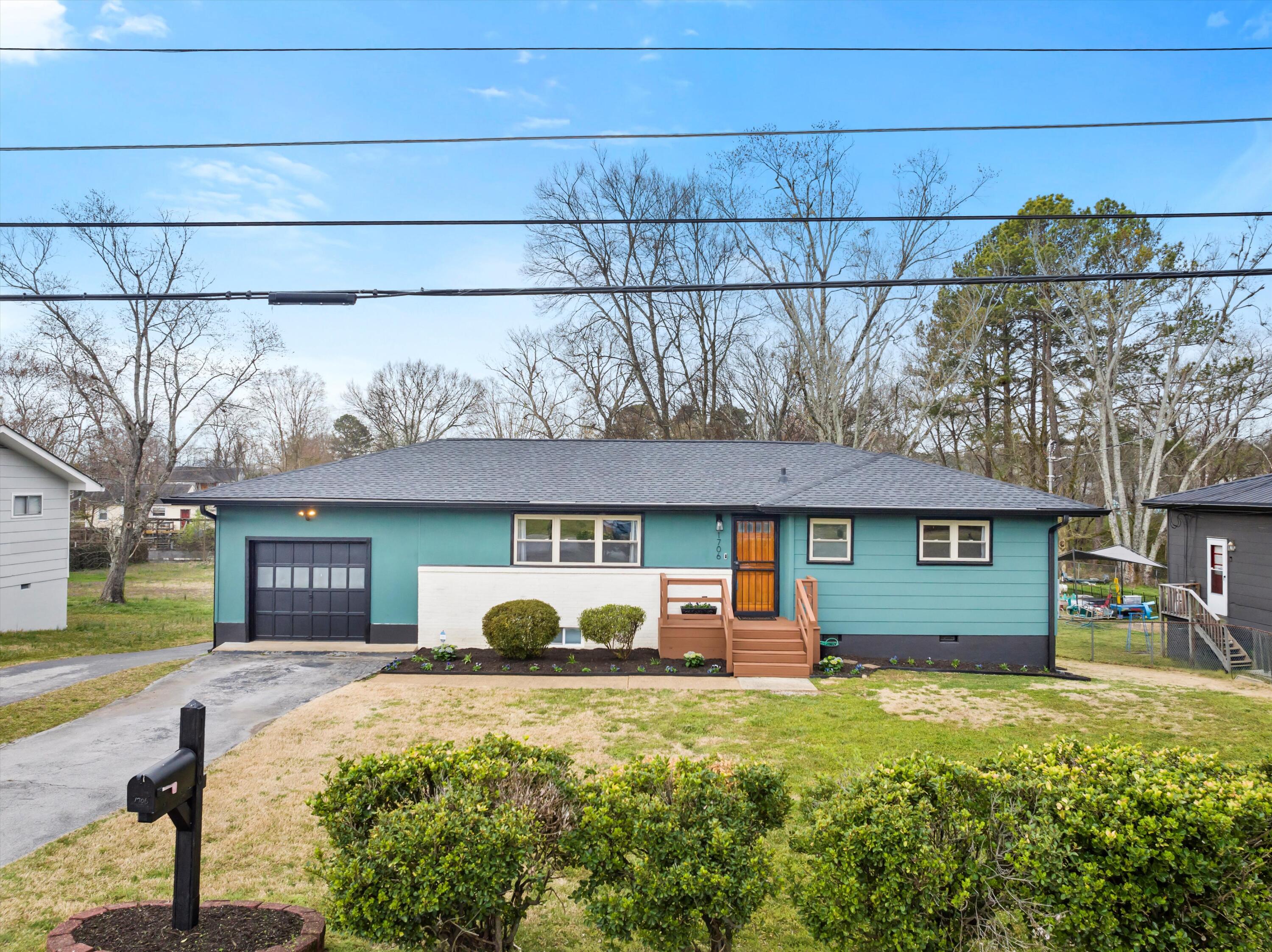 1706 Albert Lane, Hixson, Tennessee image 2