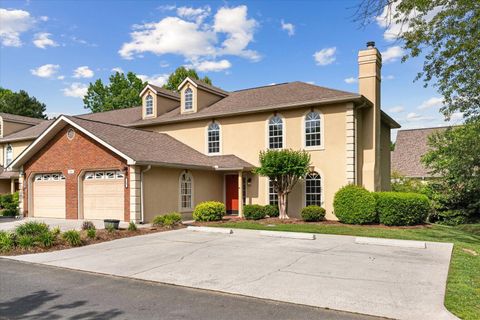 Photo of 1702 White Oak Ln LN, Dalton, GA 30721 (MLS # 1534190)