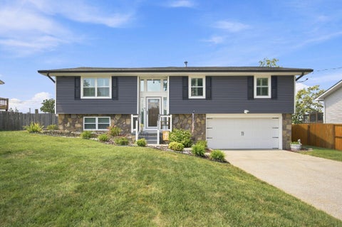 Photo of 2825 Hidden Trail Lane, Chattanooga, TN 37421 (MLS # 1542539)