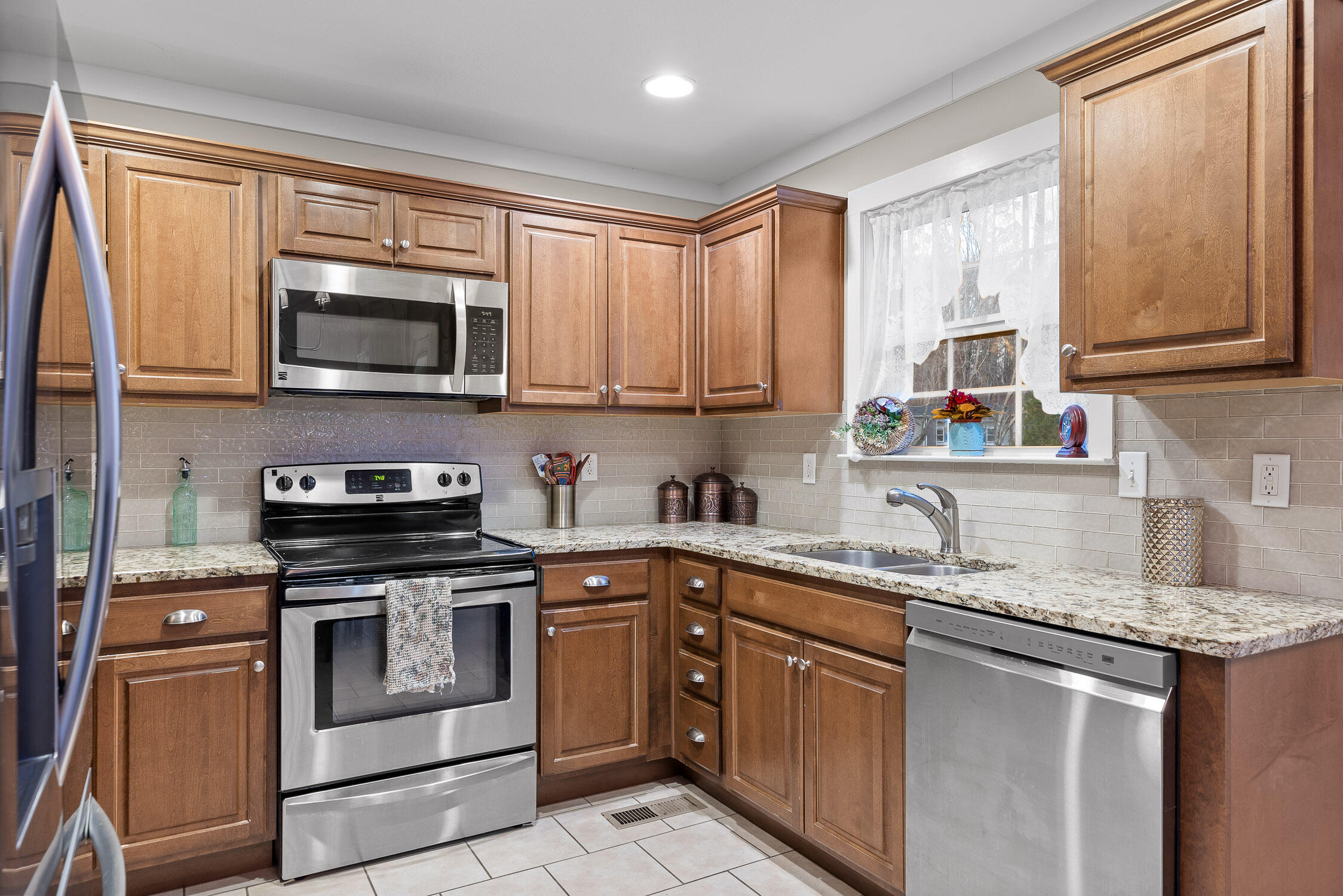 8574 Booth Bay Drive, Hixson, Tennessee image 27