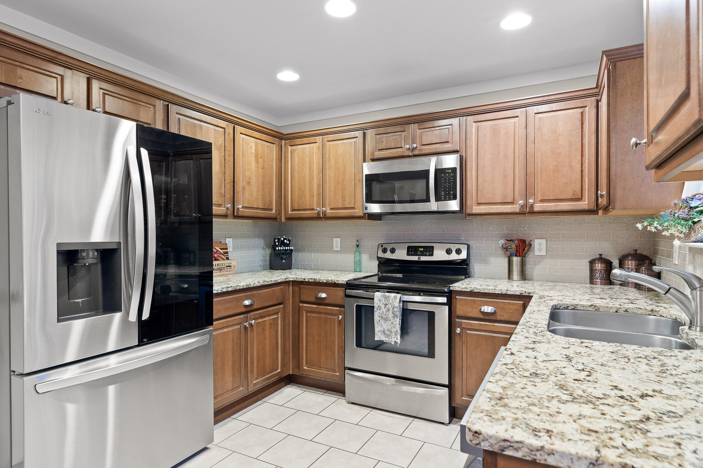 8574 Booth Bay Drive, Hixson, Tennessee image 29