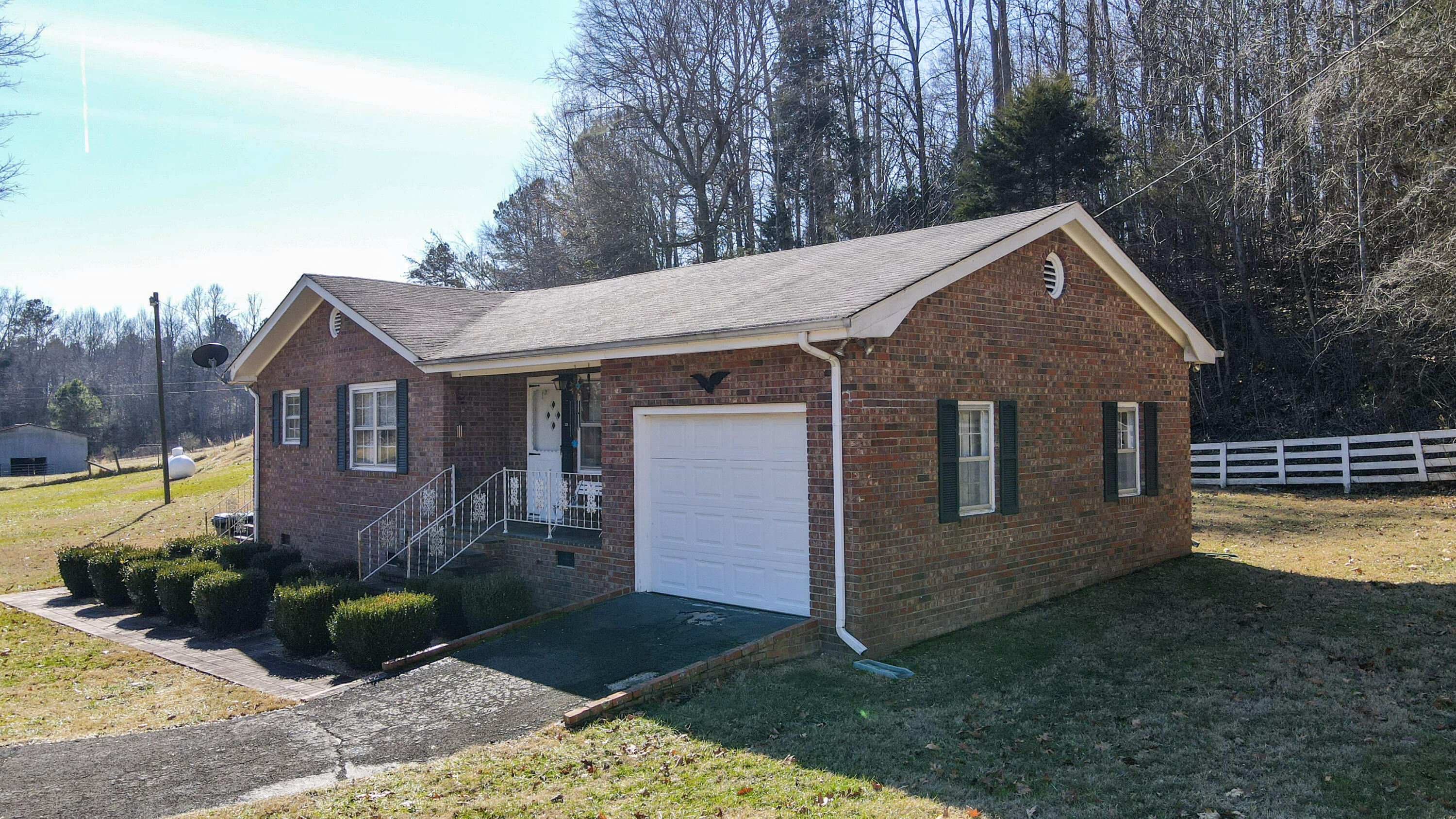 329 County Road 42, Athens, Tennessee image 35