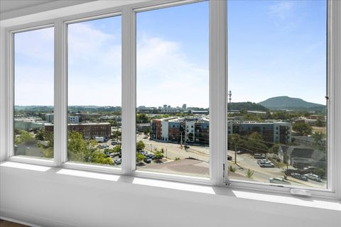 Tiny photo for 411 Fairpoint Street, Chattanooga, TN 37405 (MLS # 1524838)