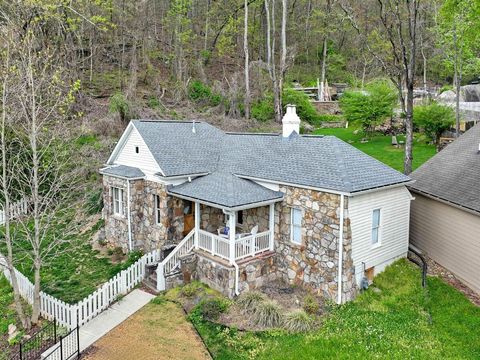 Photo of 108 Everette Street, Chattanooga, TN 37409 (MLS # 1531839)