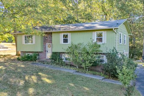 Photo of 4675 Ridgeview Avenue NW, Cleveland, TN 37312 (MLS # 1522491)