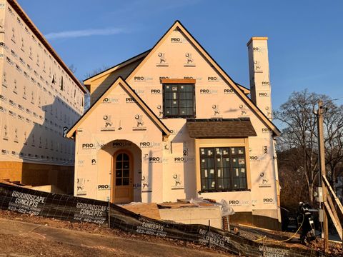 Tiny photo for 1037 Garnett Avenue, Chattanooga, TN 37405 (MLS # 1527250)