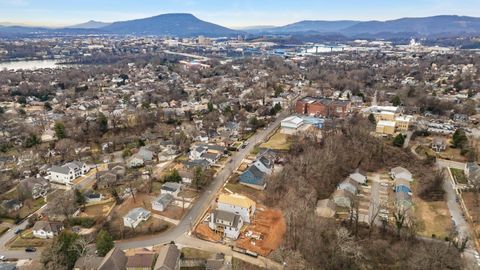 Tiny photo for 1037 Garnett Avenue, Chattanooga, TN 37405 (MLS # 1527250)