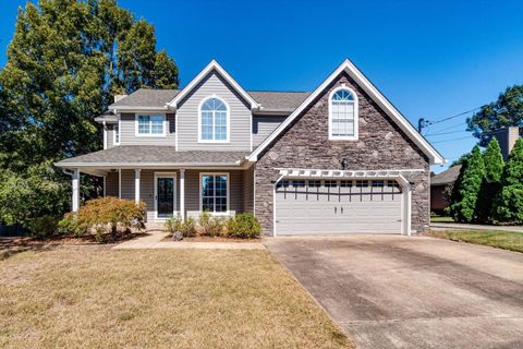 Photo of 2221 Chimney Hills Drive, Soddy Daisy, TN 37379 (MLS # 1522425)