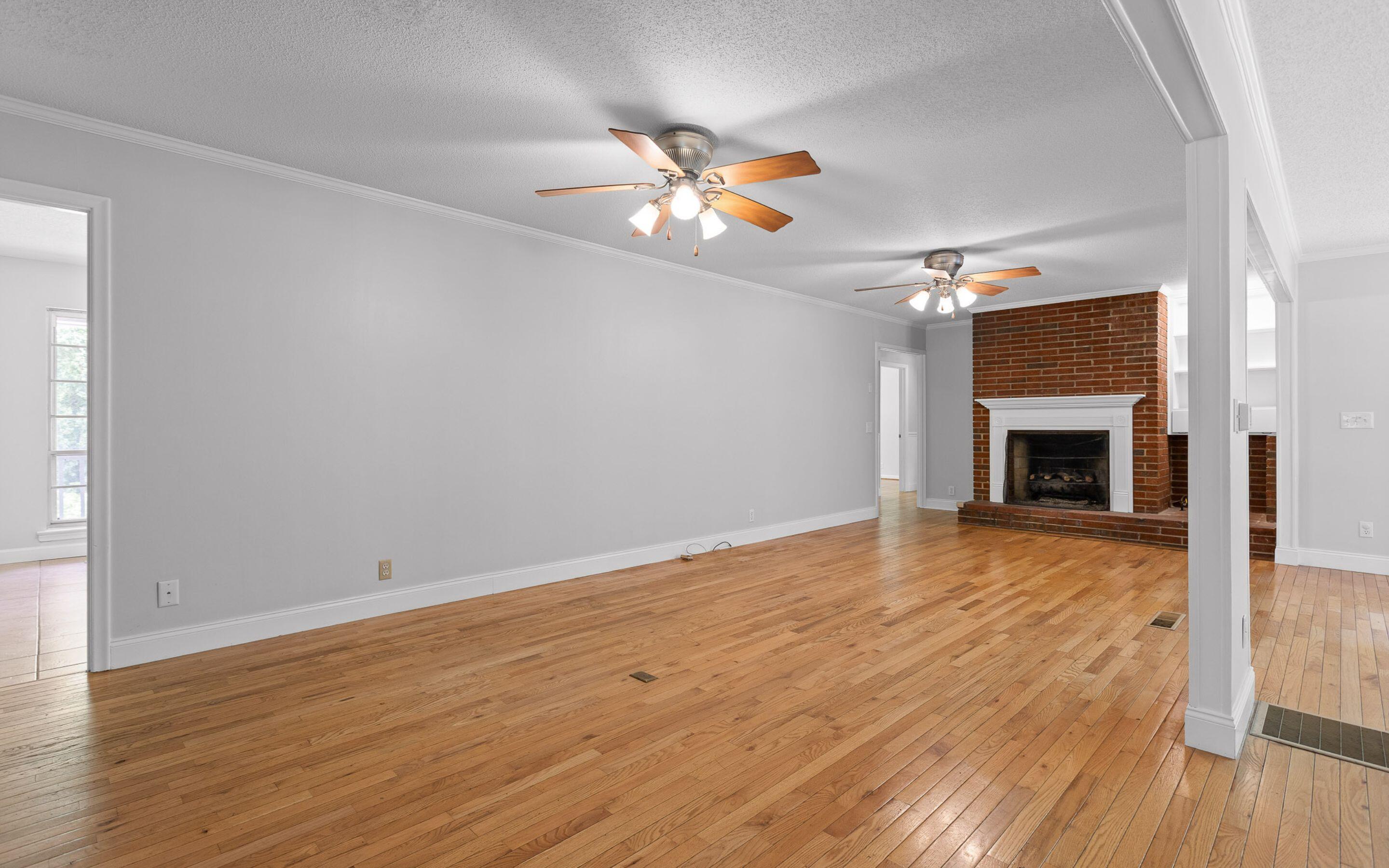 1704 Leavitt Drive, Signal Mountain, Tennessee image 8