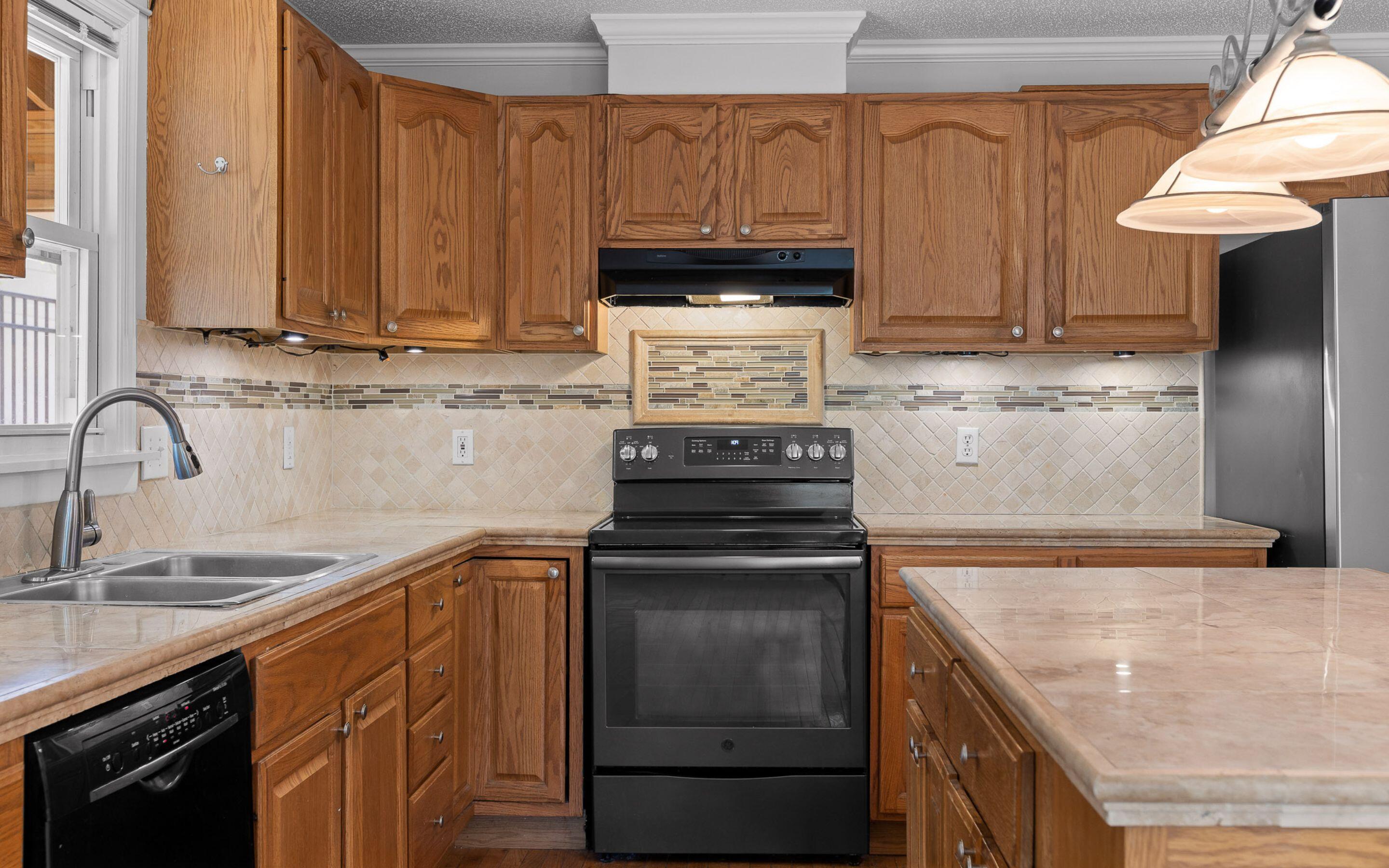 1704 Leavitt Drive, Signal Mountain, Tennessee image 12