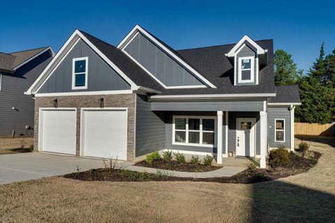 Photo of 8886 Silver Maple Drive, Ooltewah, TN 37363 (MLS # 1532151)