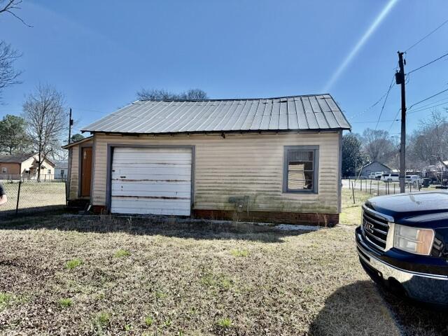 81 Curran Street, Summerville, Georgia image 2