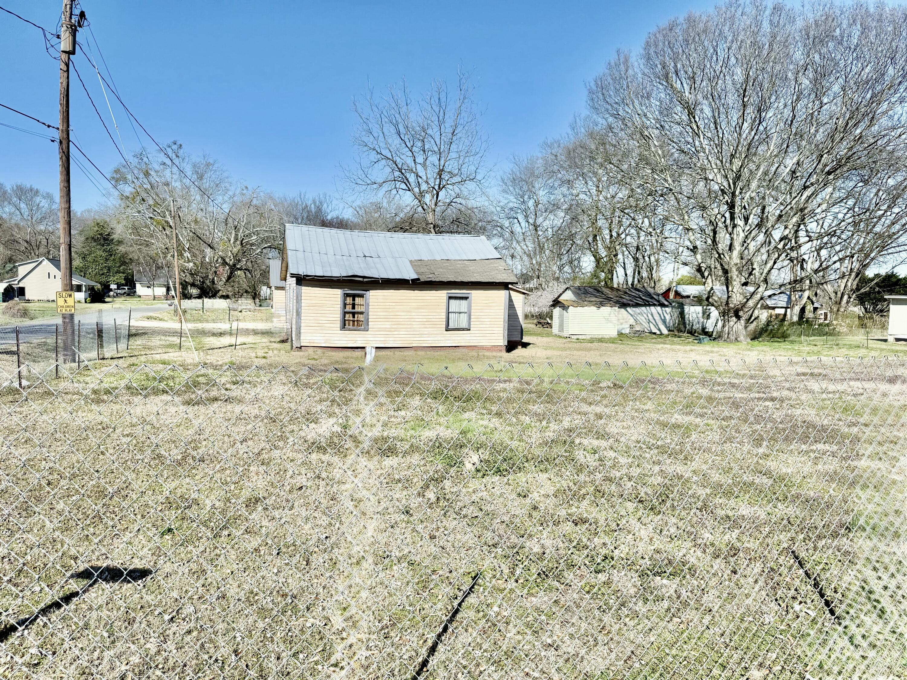 81 Curran Street, Summerville, Georgia image 13