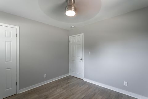 Tiny photo for 1013 Mountain Creek Road, Chattanooga, TN 37405 (MLS # 1520399)