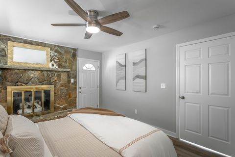 Tiny photo for 1013 Mountain Creek Road, Chattanooga, TN 37405 (MLS # 1520399)