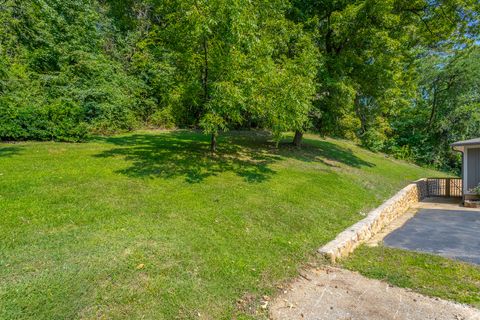 Tiny photo for 1013 Mountain Creek Road, Chattanooga, TN 37405 (MLS # 1520399)