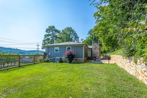 Tiny photo for 1013 Mountain Creek Road, Chattanooga, TN 37405 (MLS # 1520399)