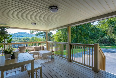 Tiny photo for 1013 Mountain Creek Road, Chattanooga, TN 37405 (MLS # 1520399)