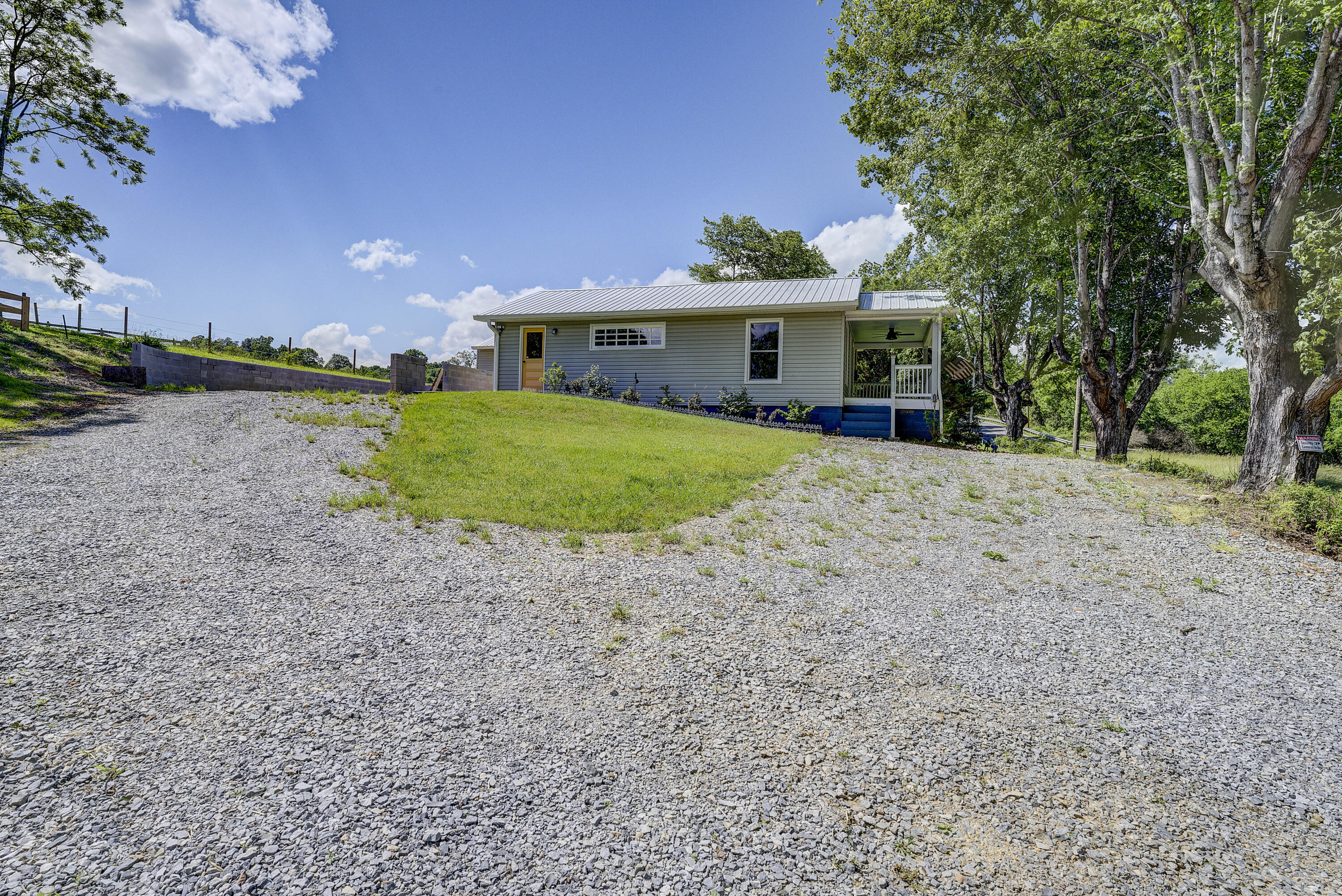 109 S Clear Springs Road, Limestone, Tennessee image 2