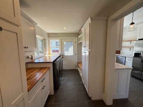 Tiny photo for 206 Eveningside Drive, Chattanooga, TN 37404 (MLS # 1530553)