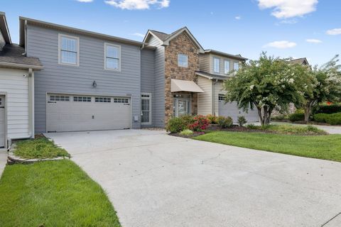 Photo of 2325 Rivendell Lane, Chattanooga, TN 37421 (MLS # 1518762)