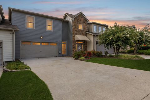 Photo of 2325 Rivendell Lane, Chattanooga, TN 37421 (MLS # 1518762)