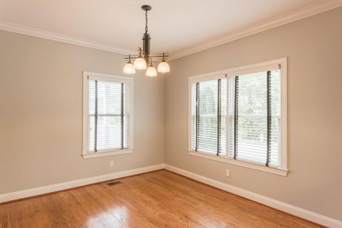 Tiny photo for 515 E 18th Street, Chattanooga, TN 37408 (MLS # 1530689)