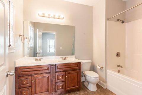 Tiny photo for 515 E 18th Street, Chattanooga, TN 37408 (MLS # 1530689)