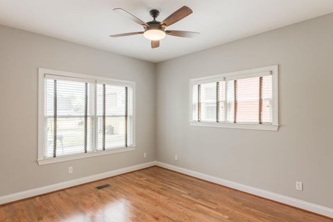 Tiny photo for 515 E 18th Street, Chattanooga, TN 37408 (MLS # 1530689)