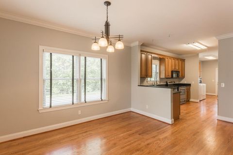 Tiny photo for 515 E 18th Street, Chattanooga, TN 37408 (MLS # 1530689)
