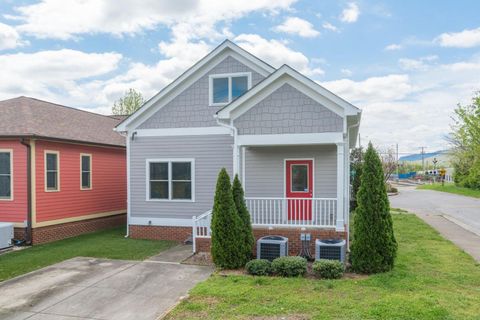 Tiny photo for 515 E 18th Street, Chattanooga, TN 37408 (MLS # 1530689)