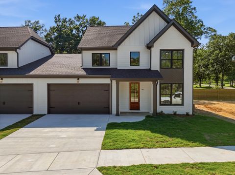 Homes For Sale - 1781 Millie Lane<br/> Chattanooga, TN 37421