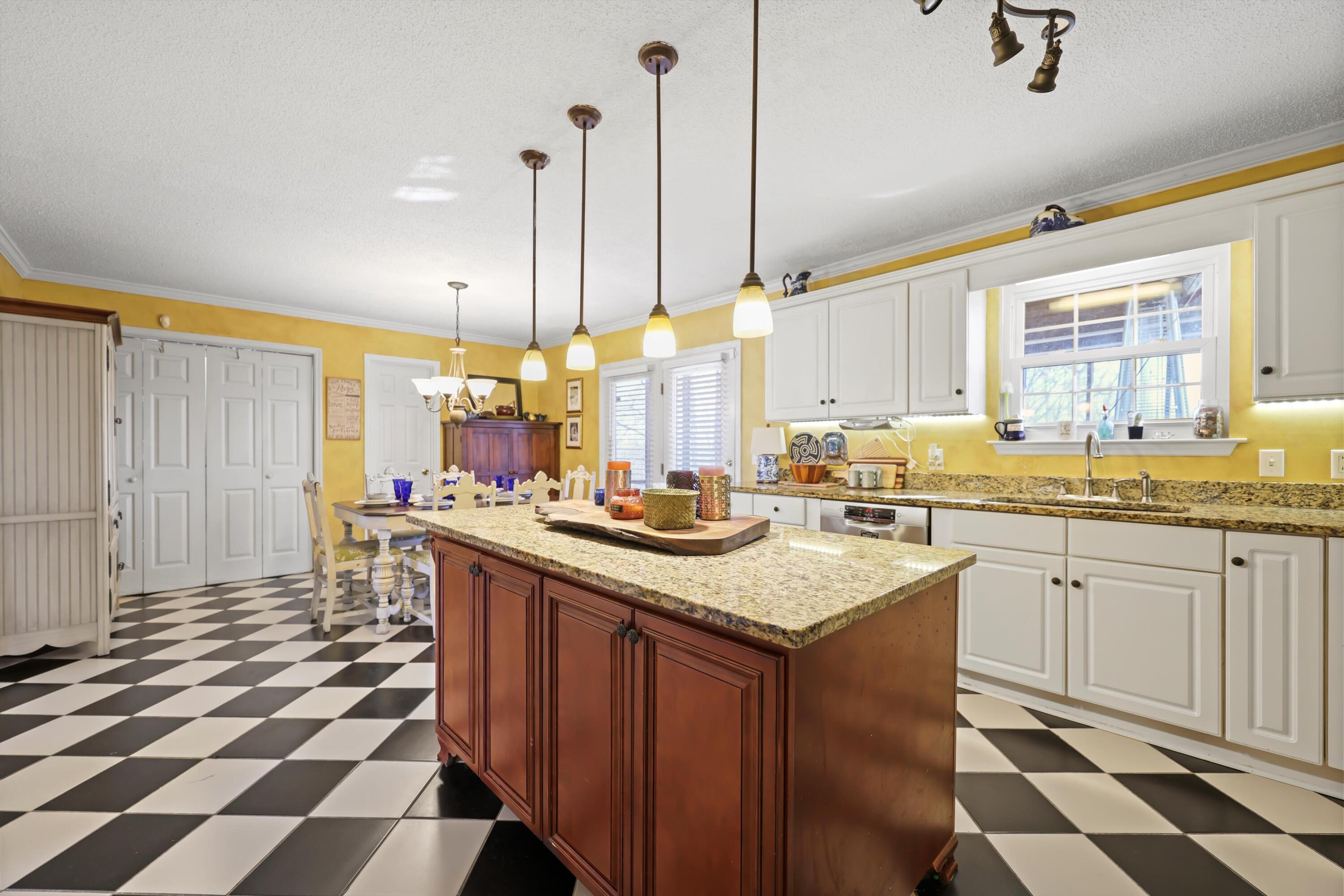 7181 Flagridge Drive, Ooltewah, Tennessee image 13
