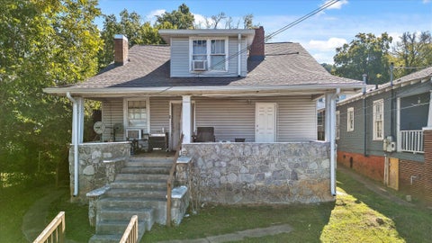 Photo of 1816 Dodds Avenue, Chattanooga, TN 37404 (MLS # 1543749)