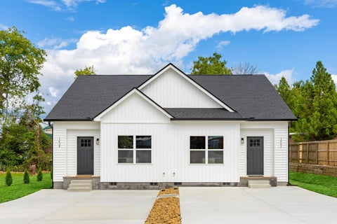 Townhouse For Sale - 1442 N Smith Street<br/> Chattanooga, TN 37412