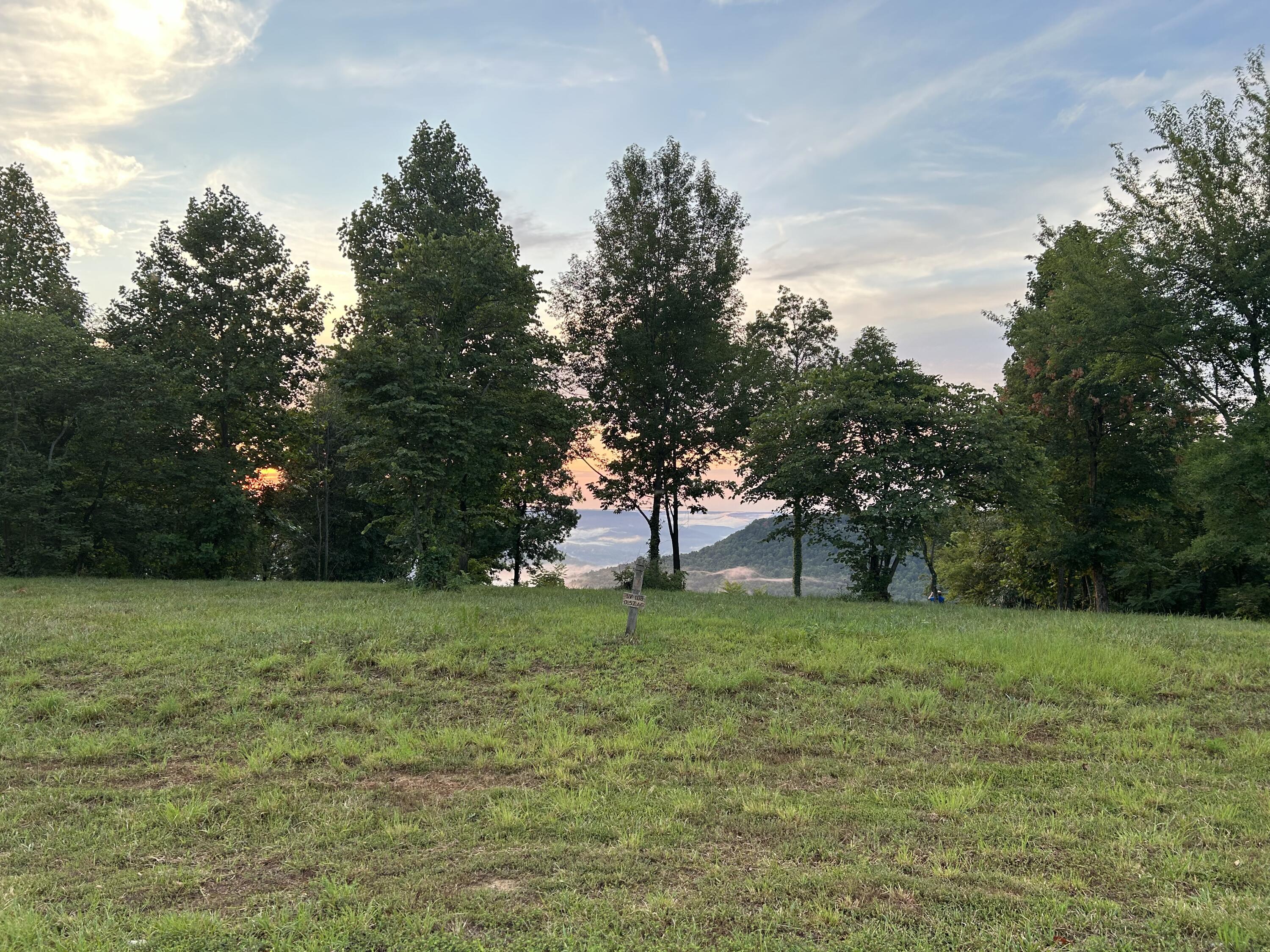 725 Sunset Circle #SV-108, Jasper, Tennessee image 1