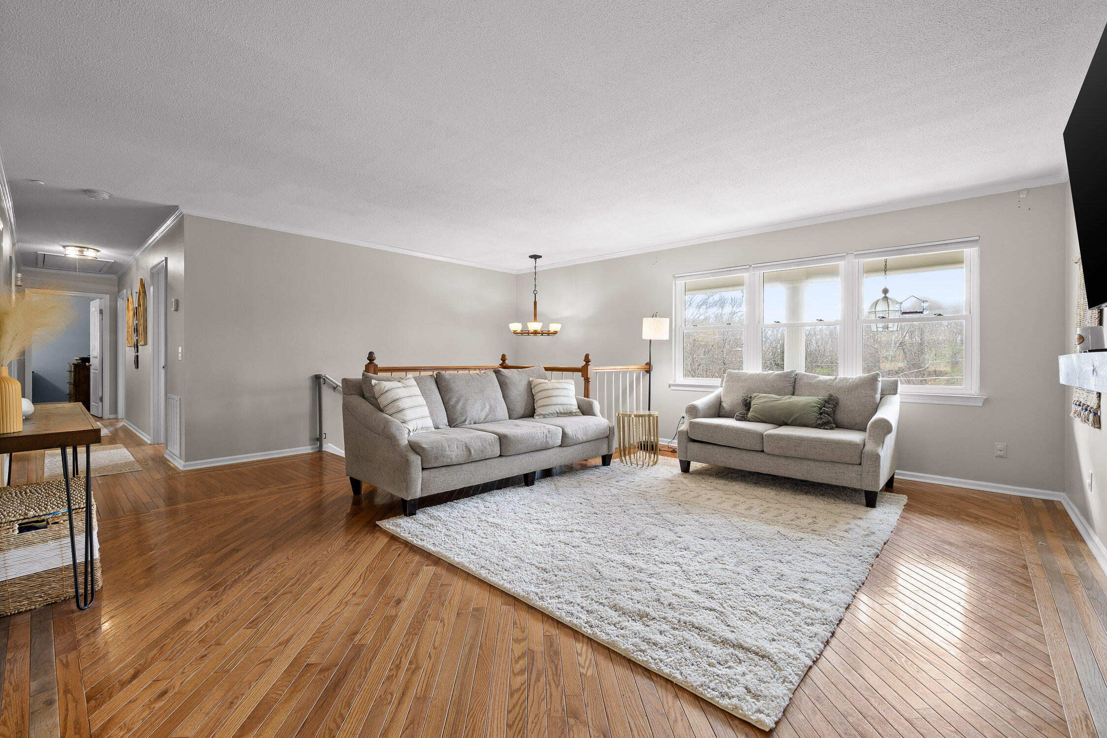 Hixson, Tennessee 37343, United States, 3 Bedrooms Bedrooms, ,2 BathroomsBathrooms,Residential,Contingent,84374