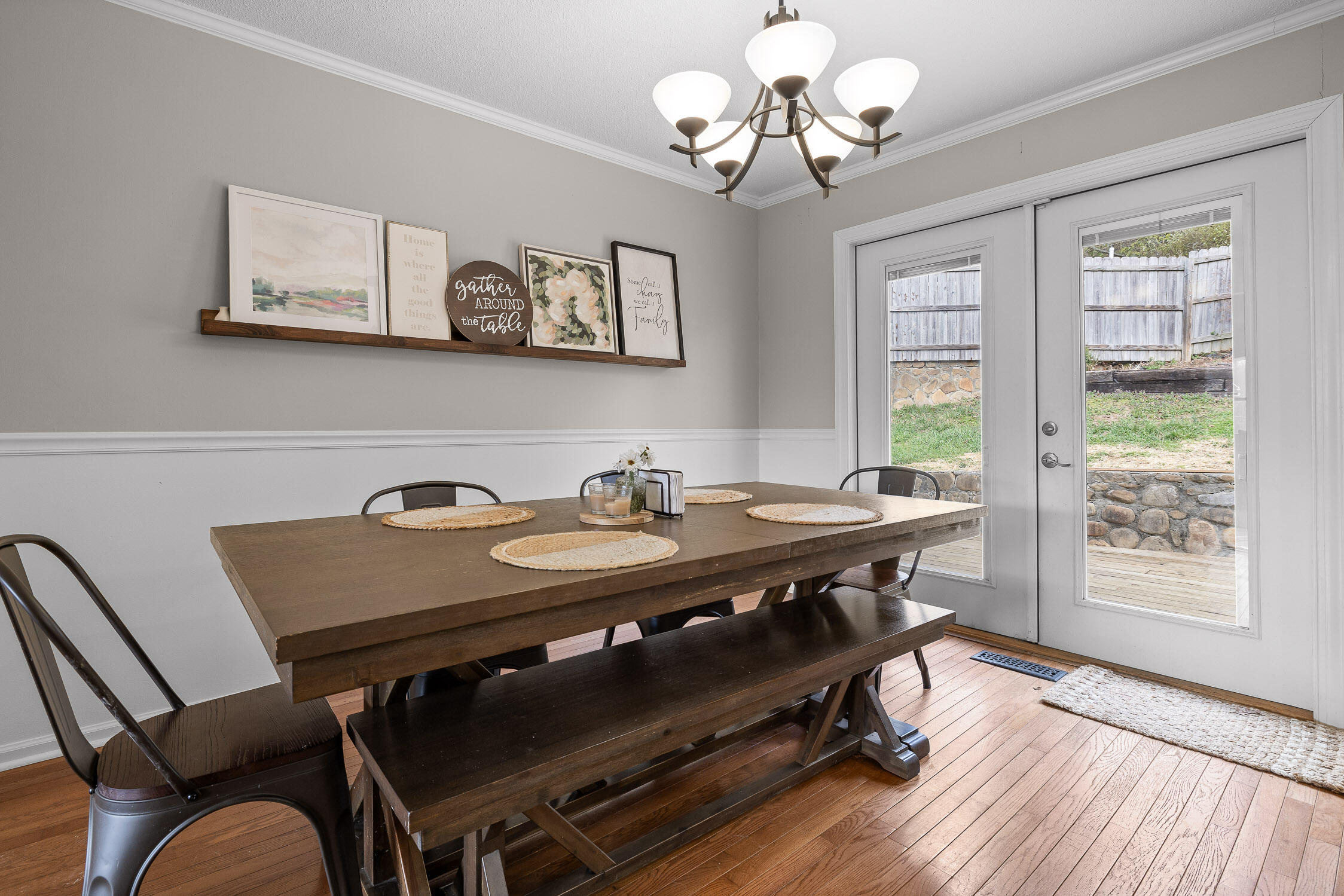 Hixson, Tennessee 37343, United States, 3 Bedrooms Bedrooms, ,2 BathroomsBathrooms,Residential,Contingent,84374