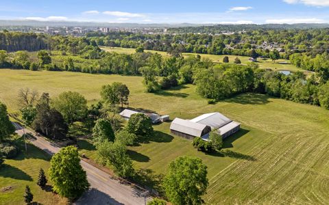 Photo of 6730 Standifer Gap Road, Chattanooga, TN 37421 (MLS # 1526429)