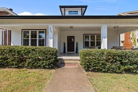 Photo of 707 S Greenwood Avenue, Chattanooga, TN 37404 (MLS # 1507029)