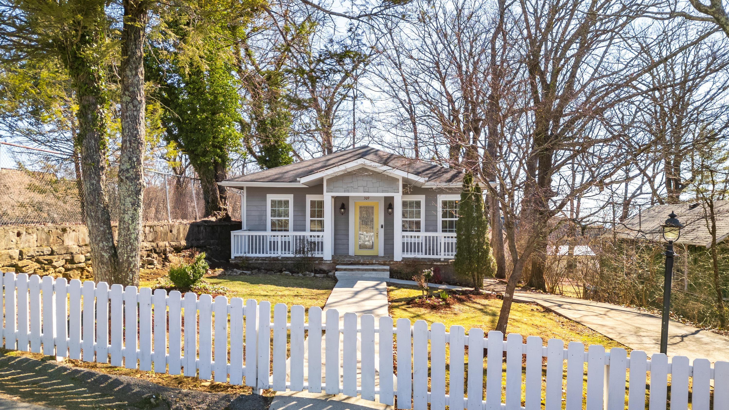 309 N Bragg Avenue, Lookout Mountain, Tennessee image 2