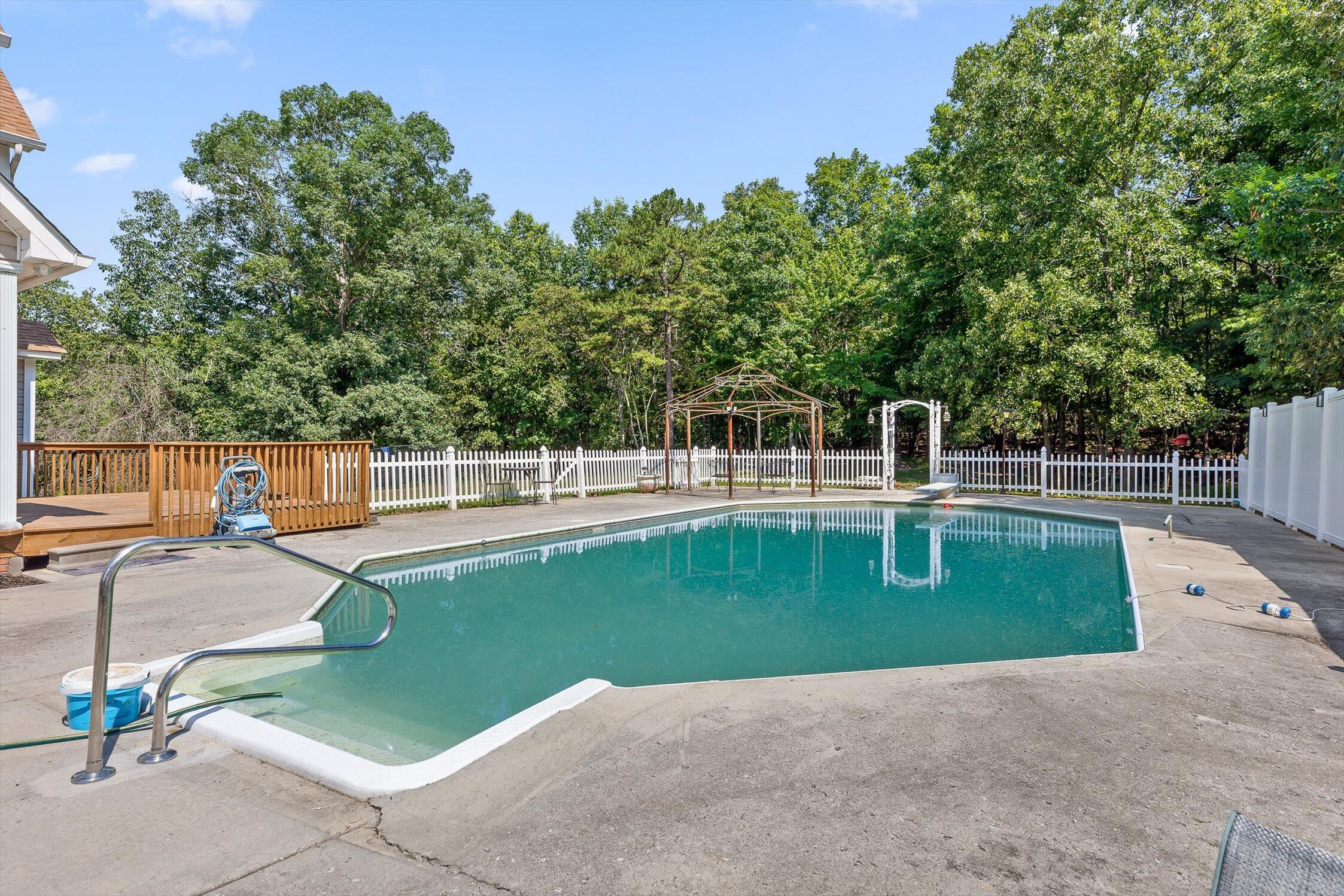 Dayton, Tennessee 37321, United States, 3 Bedrooms Bedrooms, ,3 BathroomsBathrooms,Residential,Active,164489