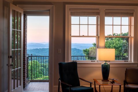 Photo of 190 N Crest Road, Chattanooga, TN 37404 (MLS # 1533952)