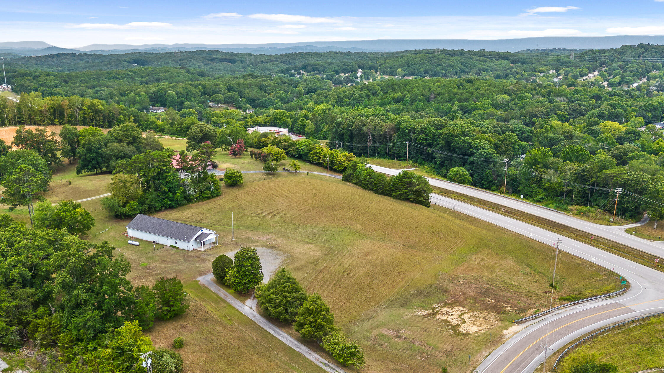 8959 Career Lane, Harrison, Tennessee image 3